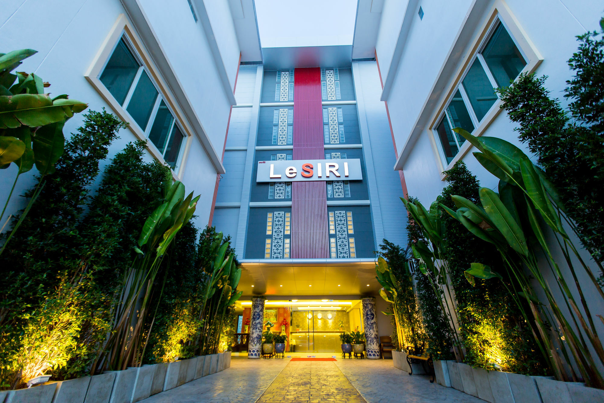 Hotel Le Siri Residencia @ Ruamchok Chiang Mai Exterior foto